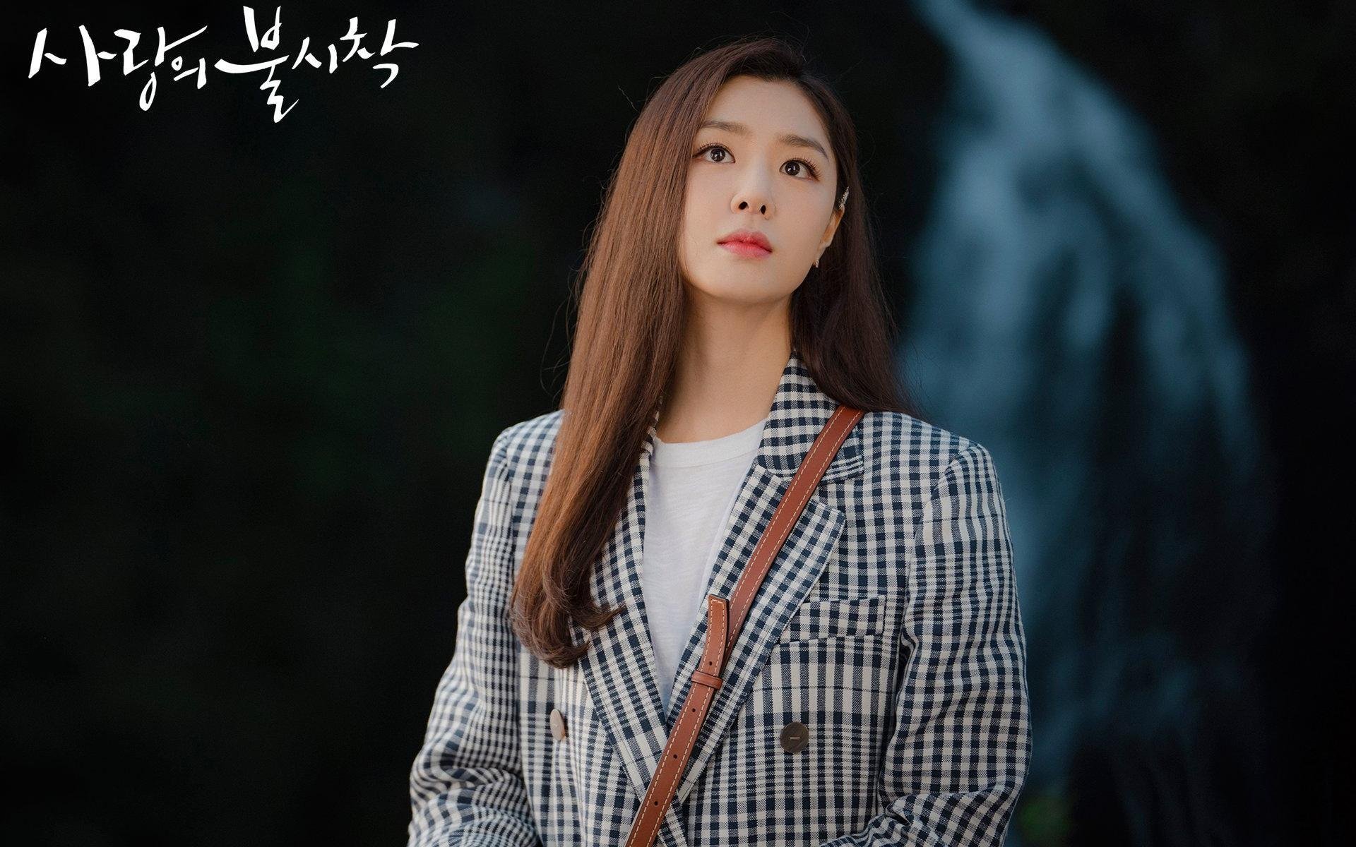 开云体育在线入口-2020年季后赛：库里的双手“血手”绝杀让对方彻底崩溃！，库里出手瞬间